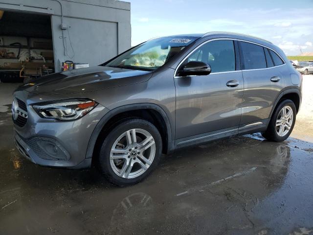  Salvage Mercedes-Benz GLA