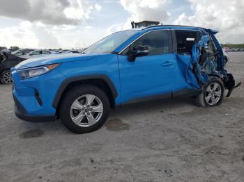  Salvage Toyota RAV4