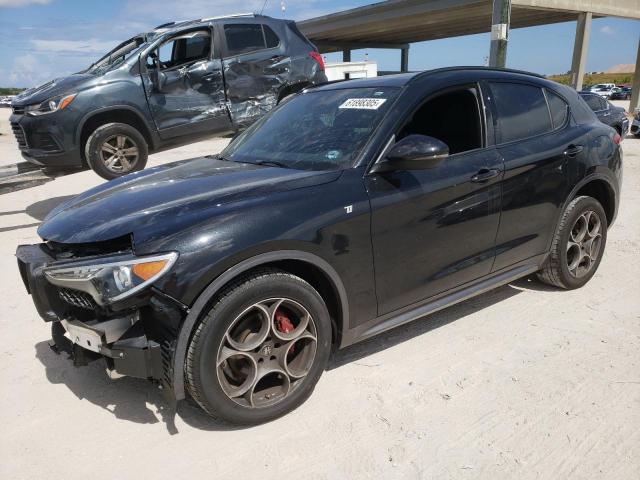  Salvage Alfa Romeo Stelvio