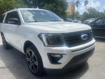  Salvage Ford Expedition