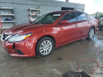  Salvage Nissan Altima
