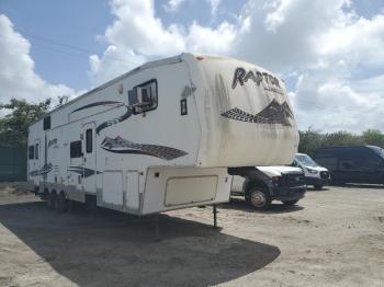  Salvage Rapt 5th Wheel