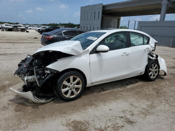  Salvage Mazda 3