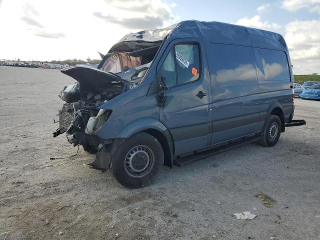  Salvage Mercedes-Benz Sprinter