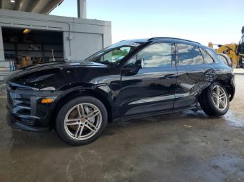  Salvage Porsche Macan
