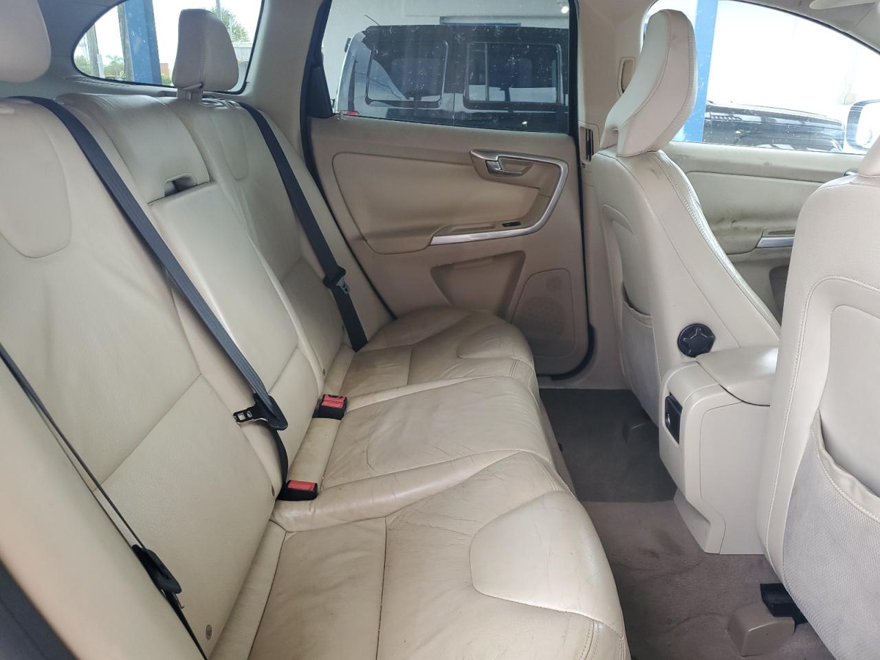 Volvo XC60 3.2 Image 6