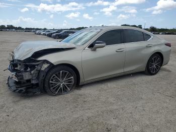  Salvage Lexus Es