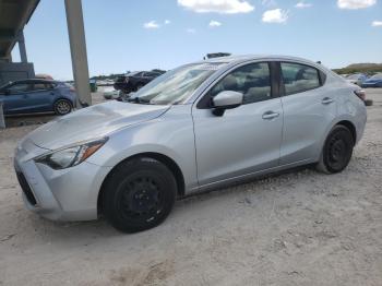  Salvage Toyota Yaris