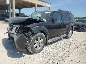 Salvage Nissan Pathfinder