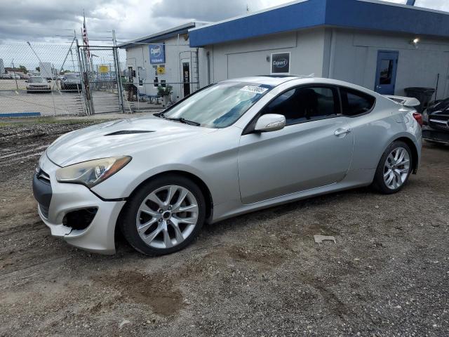  Salvage Hyundai Genesis