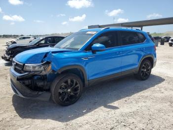  Salvage Volkswagen Taos