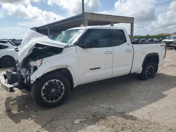  Salvage Toyota Tundra