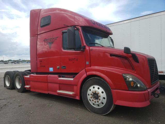  Salvage Volvo Vn