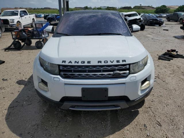 Land Rover Range Rover Pure Premium Image 6