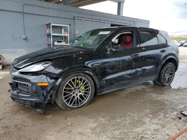  Salvage Porsche Cayenne