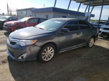  Salvage Toyt Camry