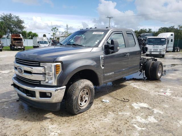  Salvage Ford F-350