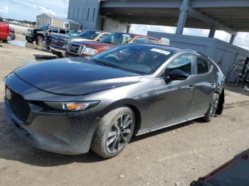  Salvage Mazda 3 Select S