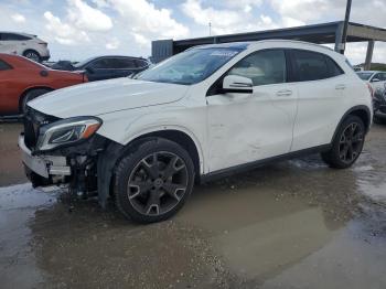  Salvage Mercedes-Benz GLA