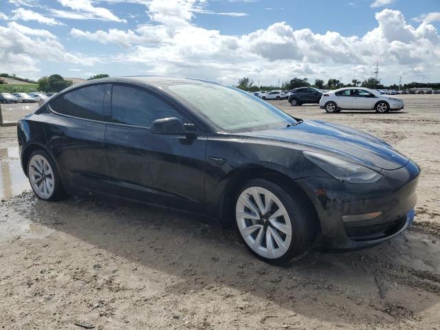 Tesla Model 3 Image 10