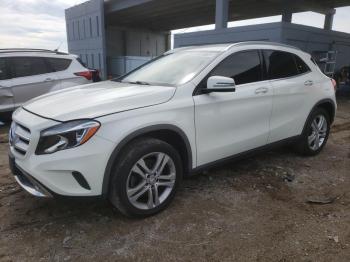  Salvage Mercedes-Benz GLA