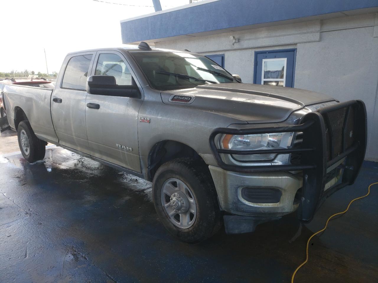 Ram 2500 Tradesman Image 11