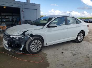  Salvage Volkswagen Jetta