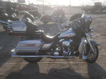  Salvage Harley-Davidson Fl