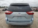 Toyota Sienna Xle Image 3