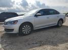 Volkswagen Passat S Image 1