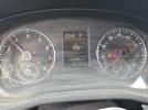 Volkswagen Passat S Image 2