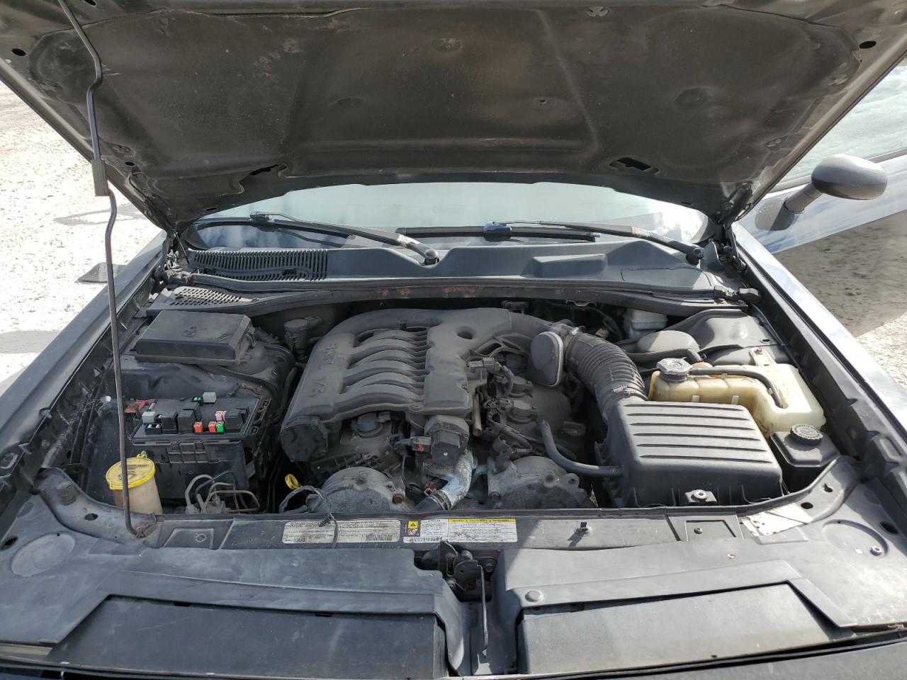 Dodge Challenger Se Image 12