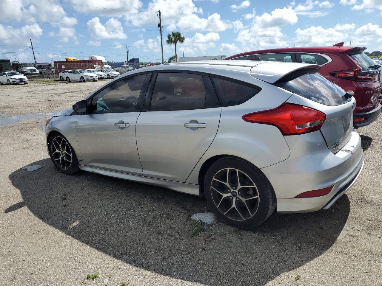 Ford Focus Se Image 9