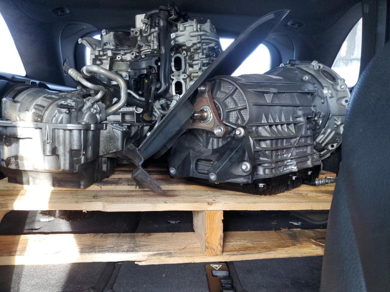 Mercedes-Benz GLC 300 Image 4