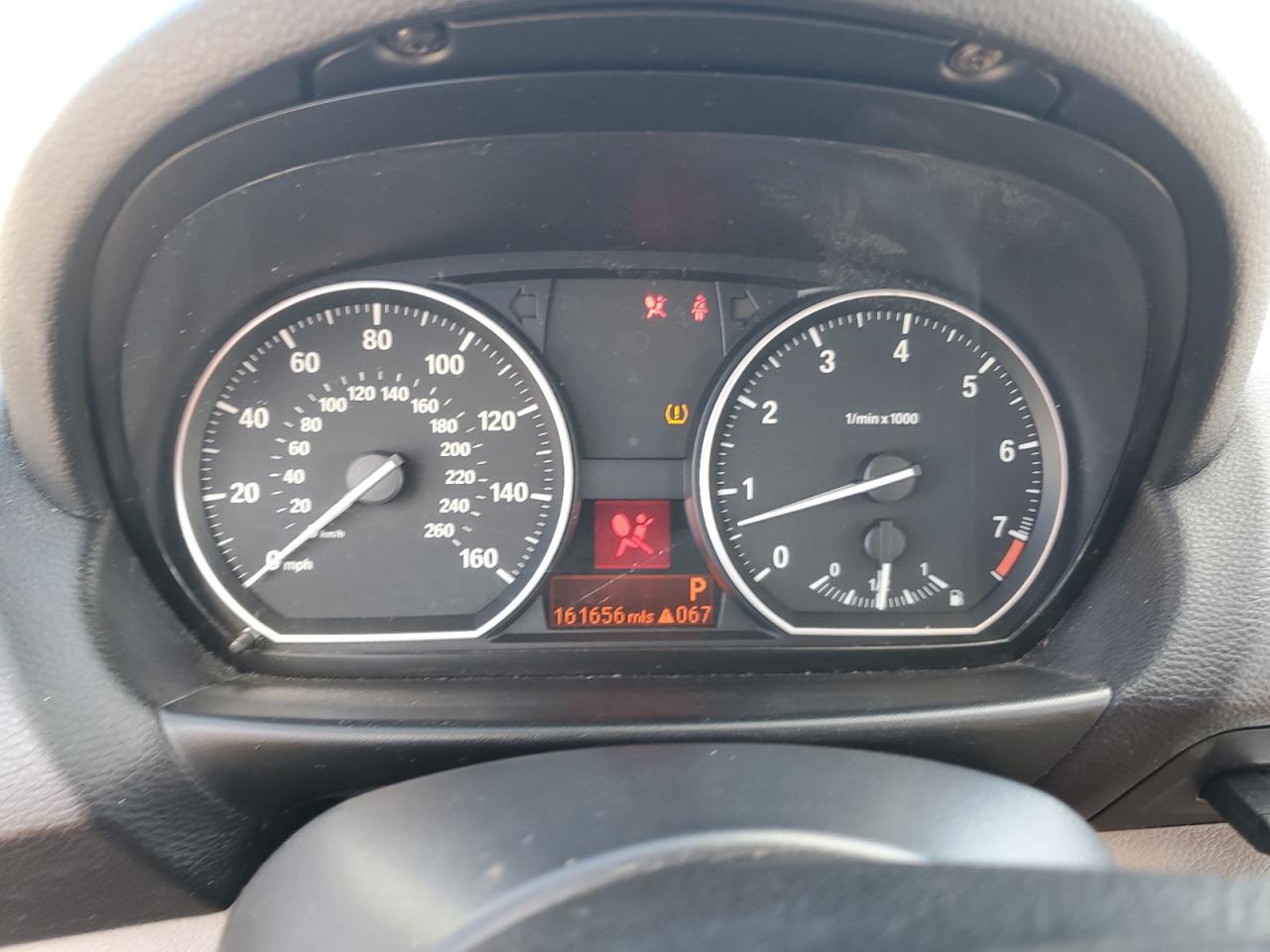 BMW 1 Series I Image 9