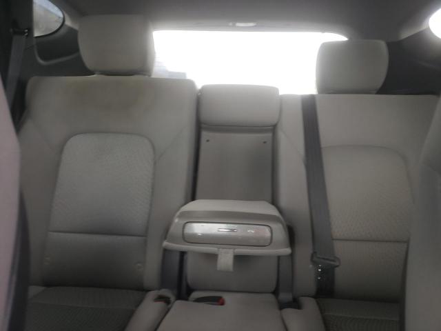 Hyundai SANTA FE Image 13