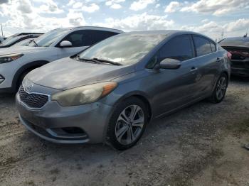  Salvage Kia Forte
