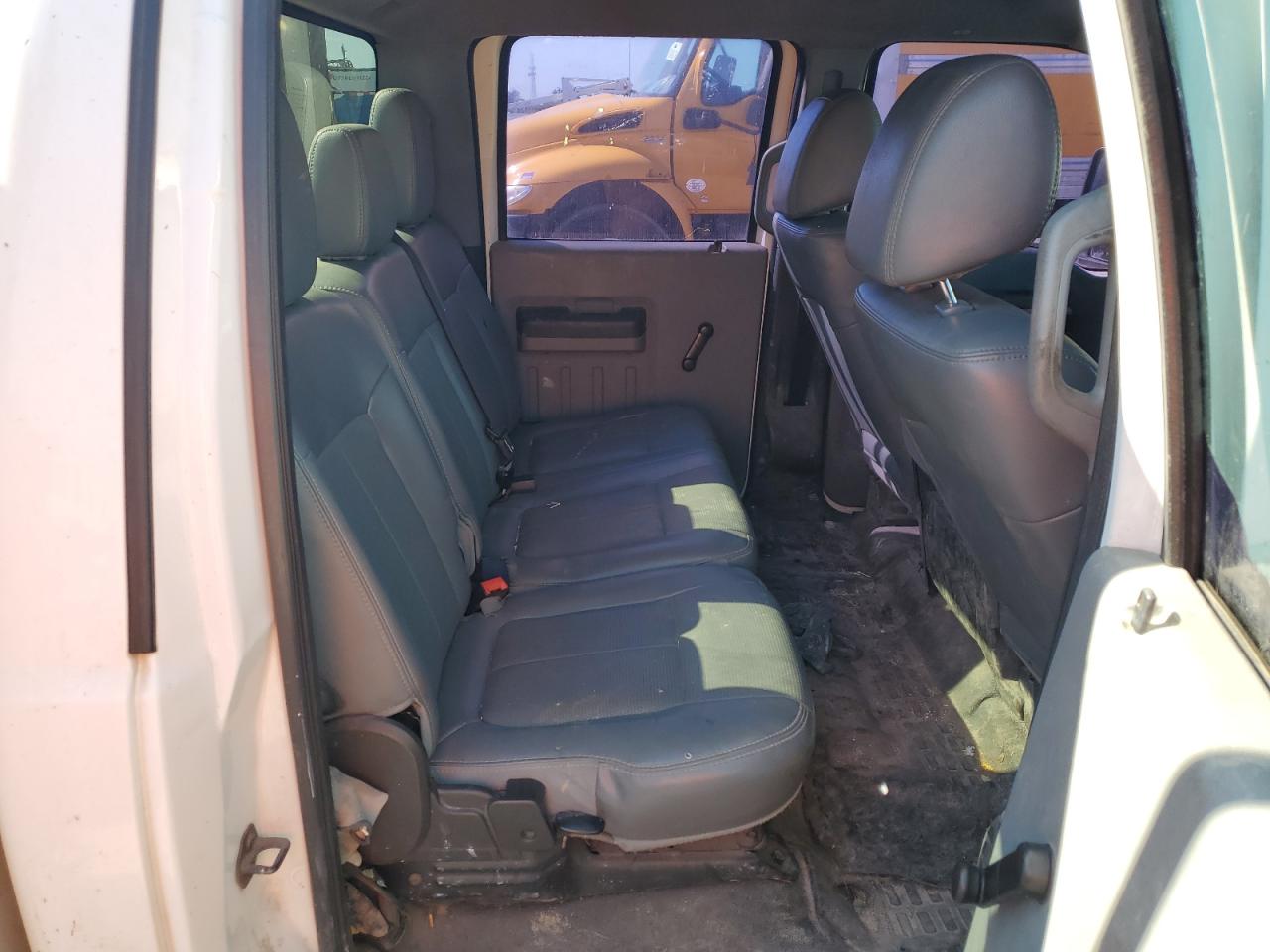 Ford F-350 Super Duty Image 3