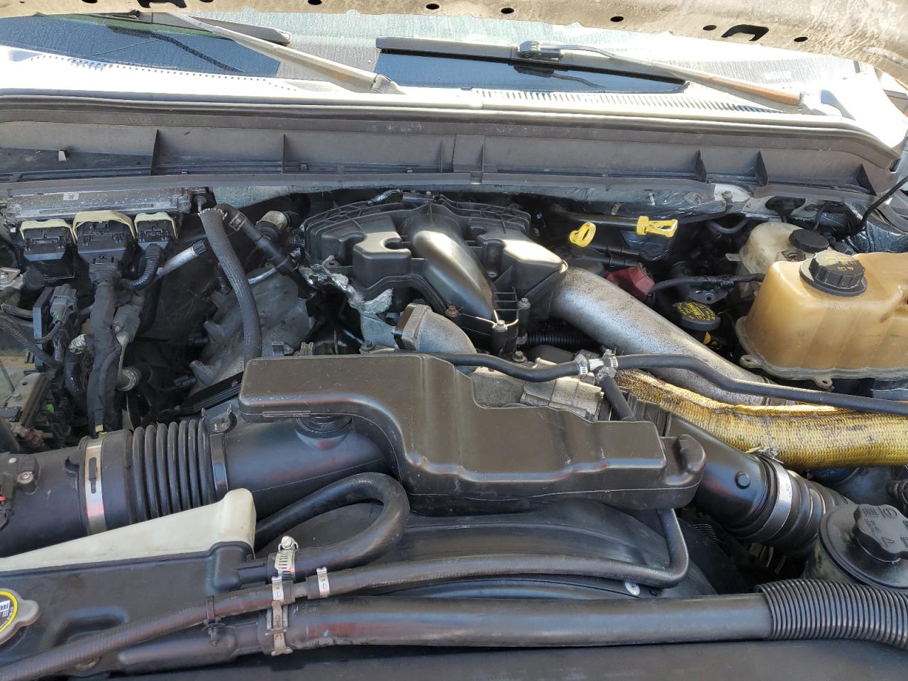 Ford F-350 Super Duty Image 7