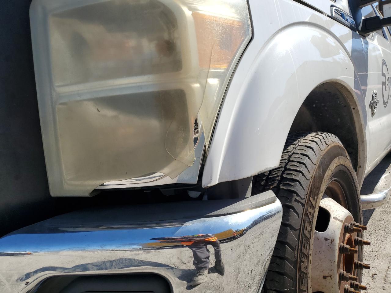 Ford F-350 Super Duty Image 5