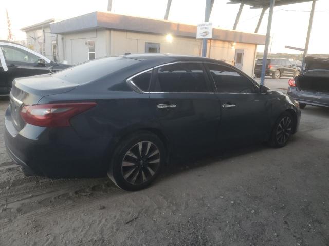 Nissan Altima 2.5 Image 9