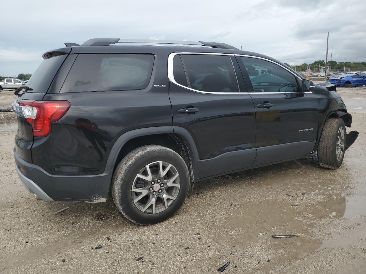 GMC Acadia Sle Image 3