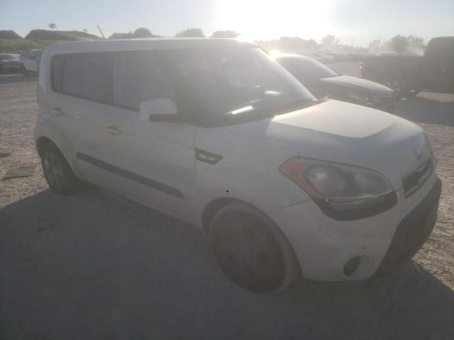 Kia Soul Image 3