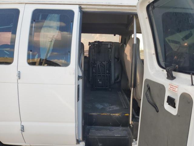 Ford Econoline E250 Van Image 10