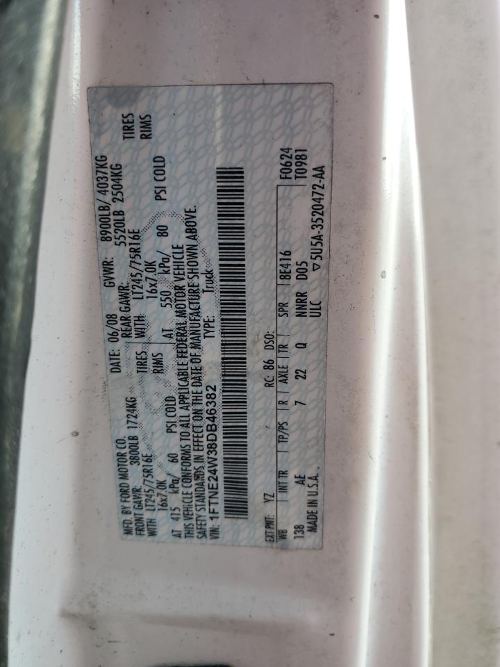 Ford Econoline E250 Van Image 7