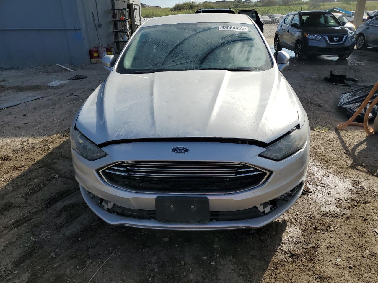 Ford Fusion Se Hybrid Image 2