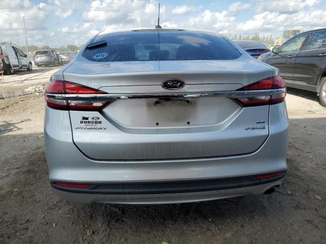 Ford Fusion Se Hybrid Image 9