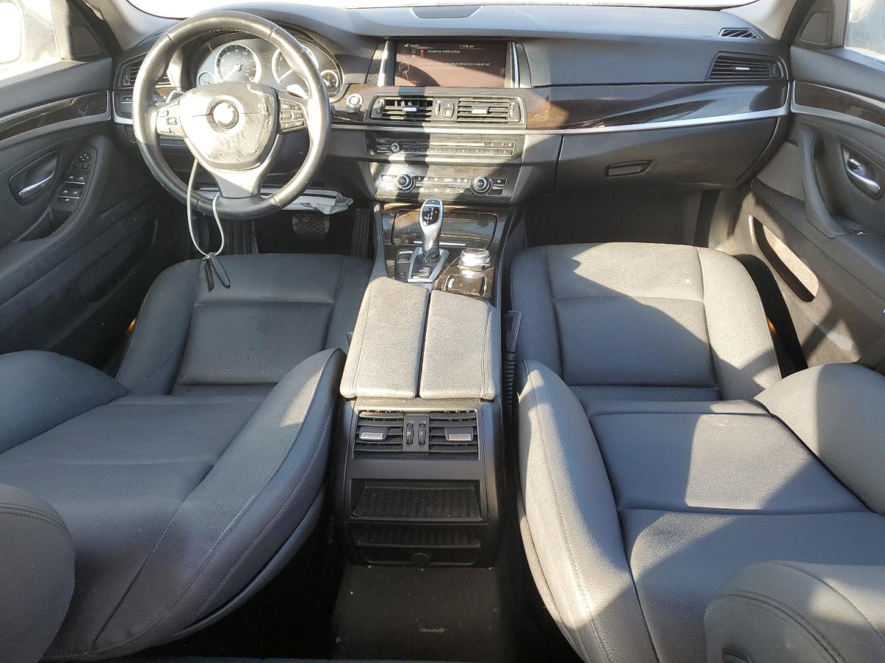 BMW 5 Series I Image 8