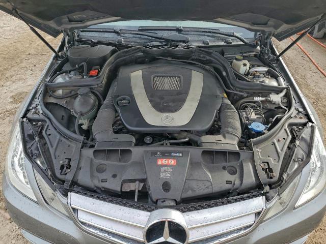 Mercedes-Benz E-Class 350 Image 12