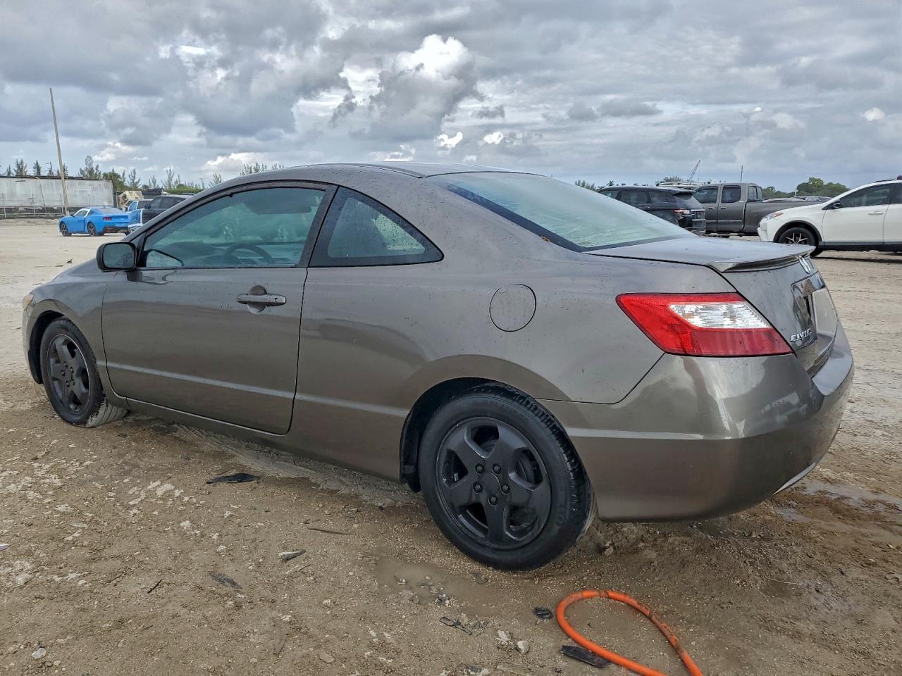 Honda Civic Lx Image 4